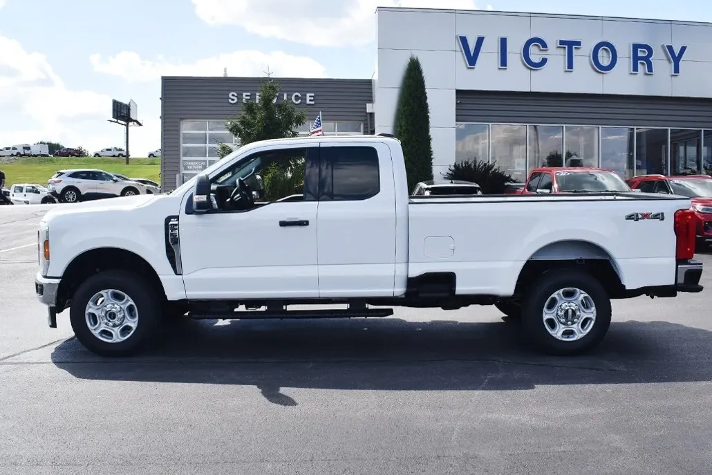 2026 Ford F-250 XLT photo 1