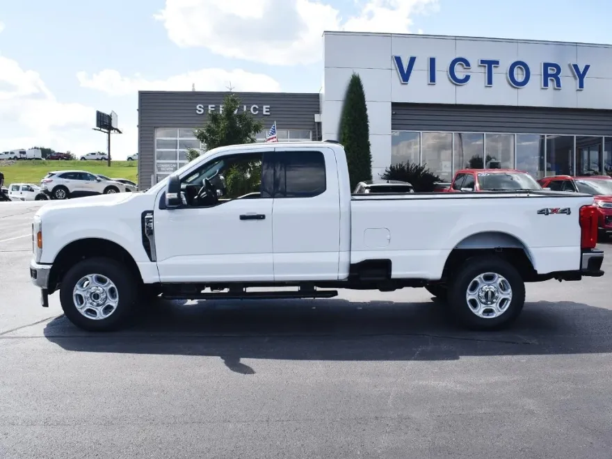 2026 Ford F-250 XLT photo 1