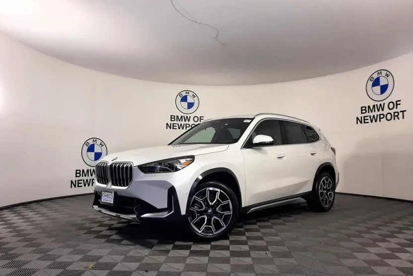 2025 Bmw X1 XDrive28i photo 1