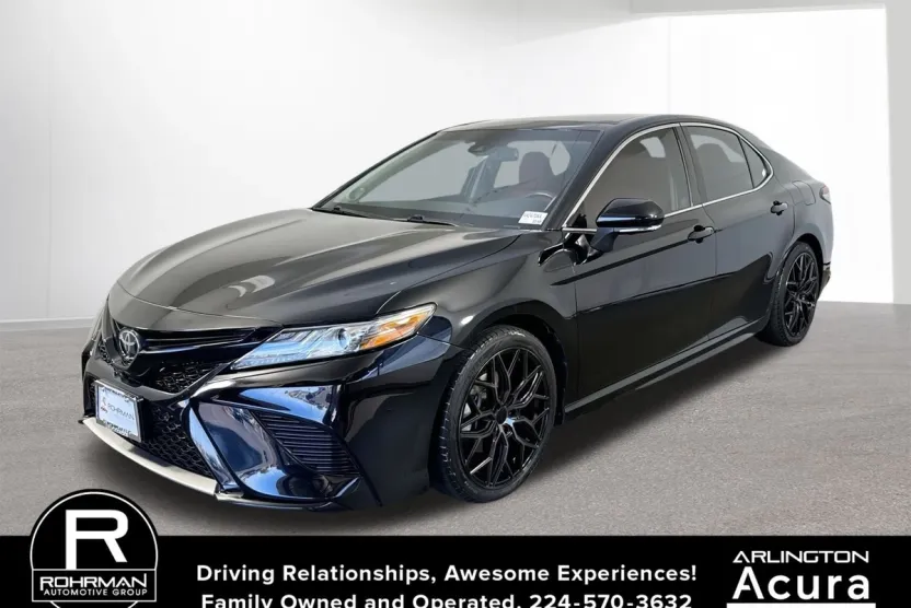 2018 Toyota Camry XSE photo 1
