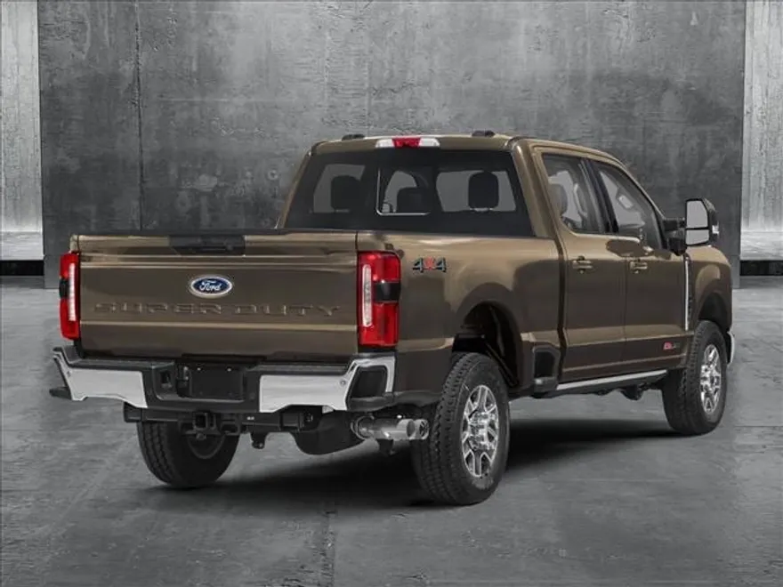 2025 Ford F-250 Lariat photo 2