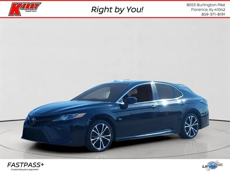 2018 Toyota Camry L photo 1