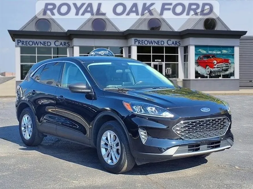 2022 Ford Escape SE photo 1