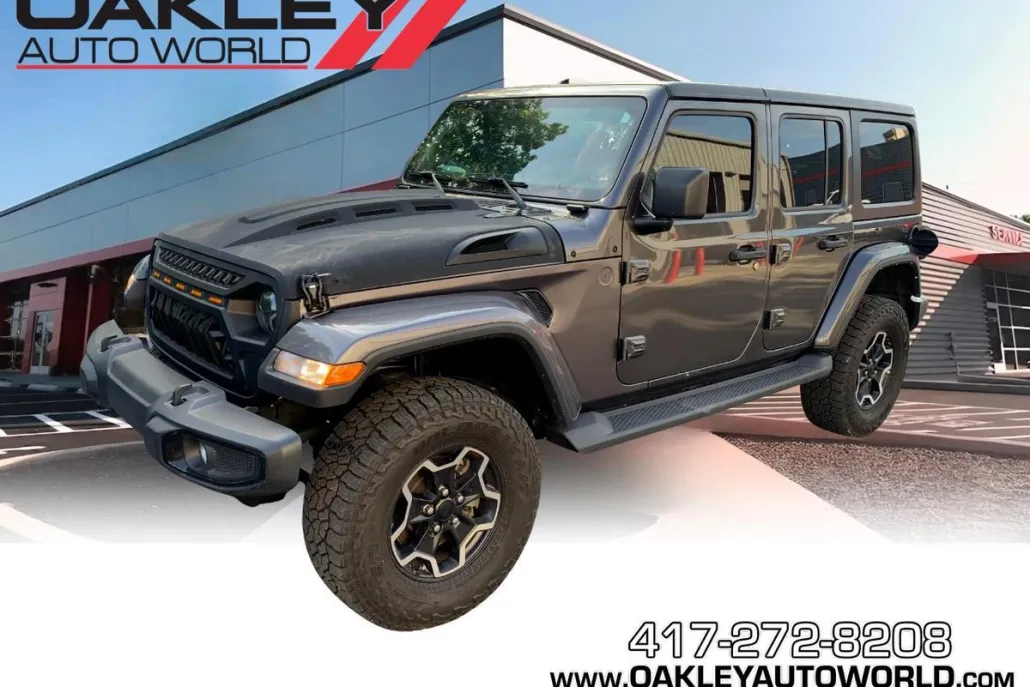 2022 Jeep Wrangler Unlimited Sahara photo 1