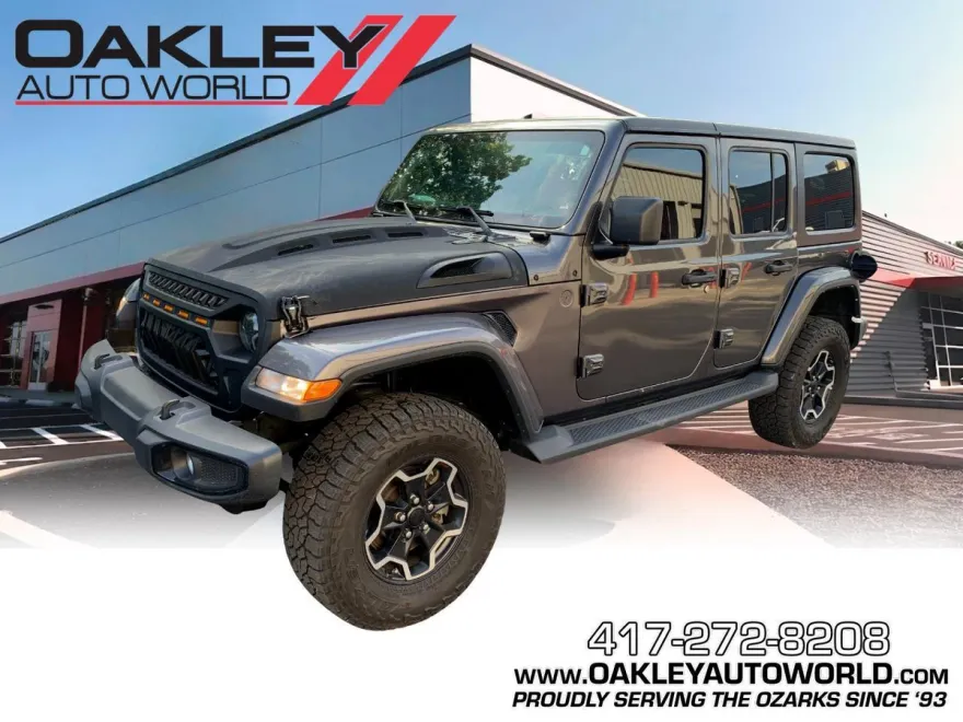 2022 Jeep Wrangler Unlimited Sahara photo 1