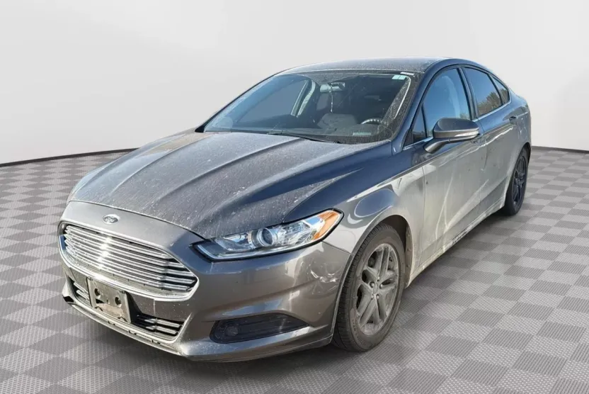 2014 Ford Fusion SE photo 1