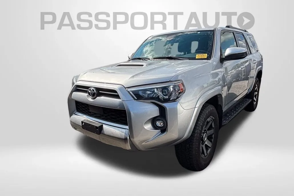 2023 Toyota 4Runner TRD Off-Road photo 1