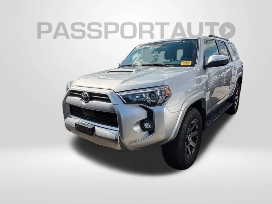 2023 Toyota 4Runner TRD Off-Road photo 1