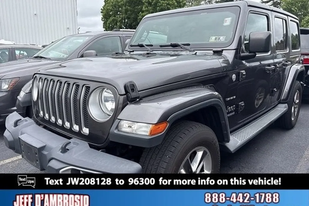 2018 Jeep Wrangler Unlimited Sahara photo 1