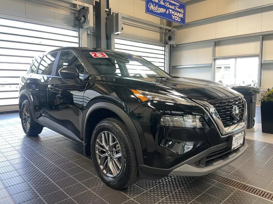 2023 Nissan Rogue S AWD photo 1