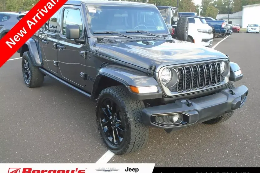 2024 Jeep Gladiator Sport photo 1