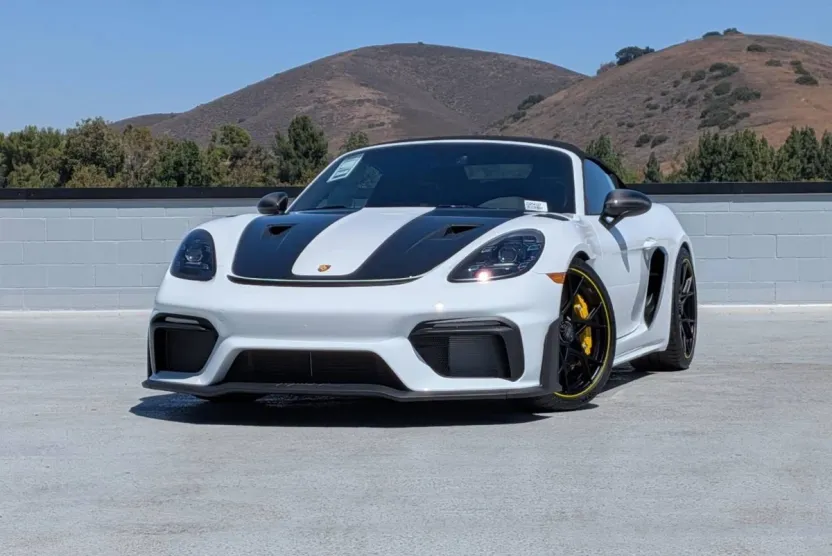 2025 Porsche Boxster Spyder photo 1