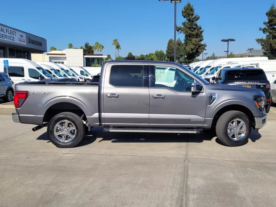2024 Ford F-150 XLT photo 1