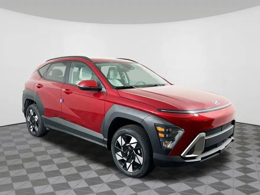 2025 Hyundai Kona SEL photo 1