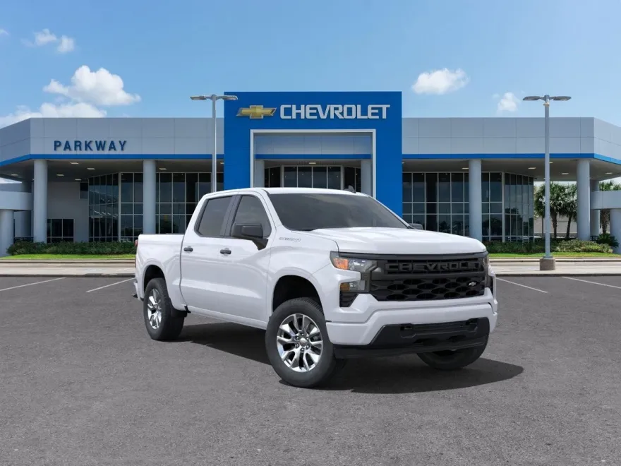 2025 Chevrolet Silverado 1500 Custom photo 1