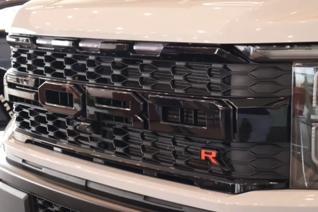 2023 Ford F-150 Raptor photo 1