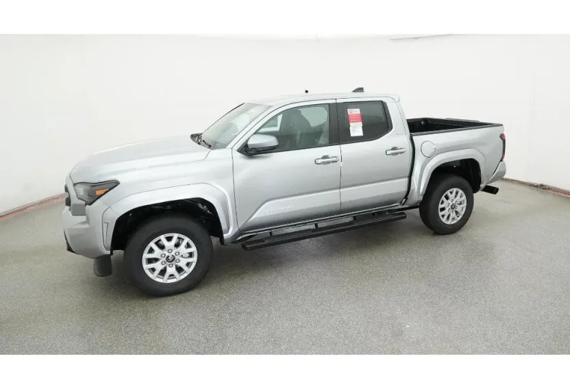 2025 Toyota Tacoma SR5 photo 1