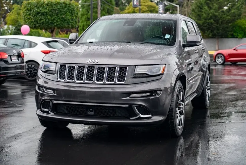 2014 Jeep Grand Cherokee SRT8 photo 1