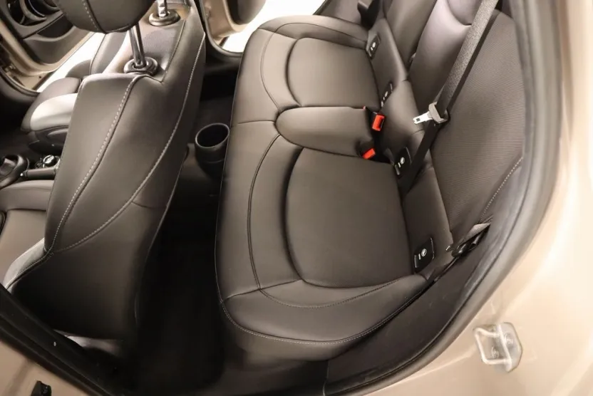 2023 Mini Cooper 4 Door Hardtop S photo 1