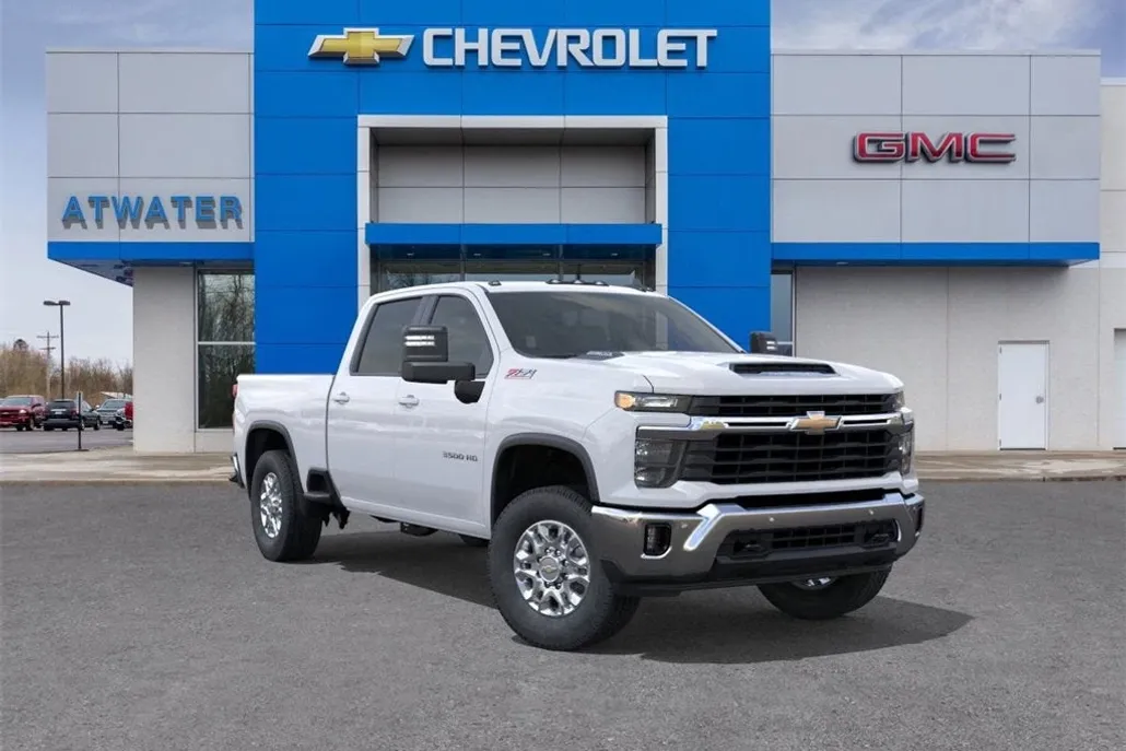 2026 Chevrolet Silverado 3500HD LT photo 1