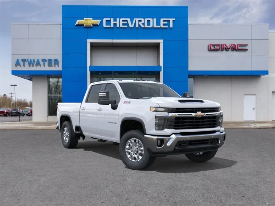 2026 Chevrolet Silverado 3500HD LT photo 1