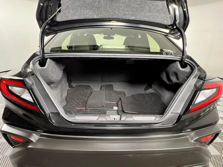 2022 Subaru WRX Base photo 1