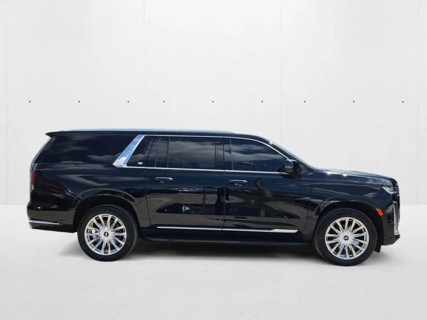 2021 Cadillac Escalade ESV Premium Luxury photo 1