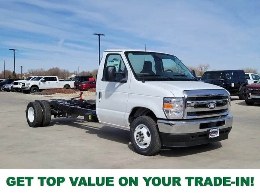 2026 Ford E-350 Base photo 1