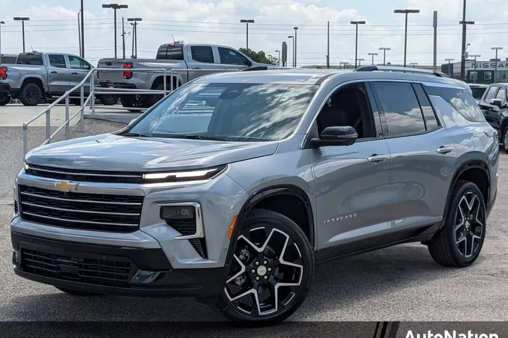 2025 Chevrolet Traverse High Country photo 1