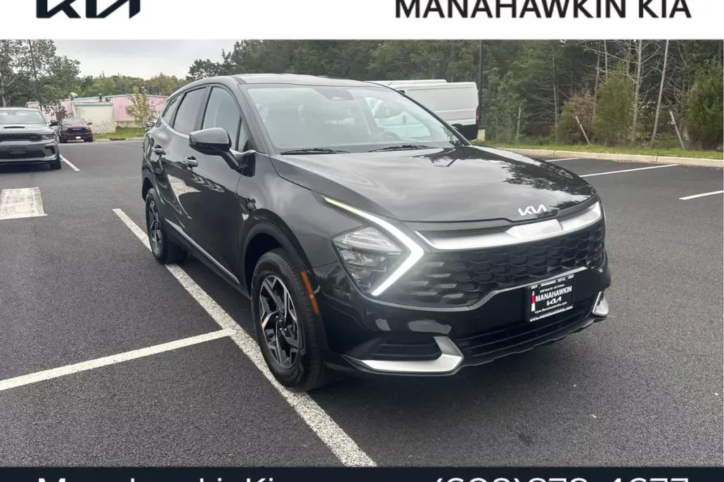 2023 Kia Sportage LX photo 1