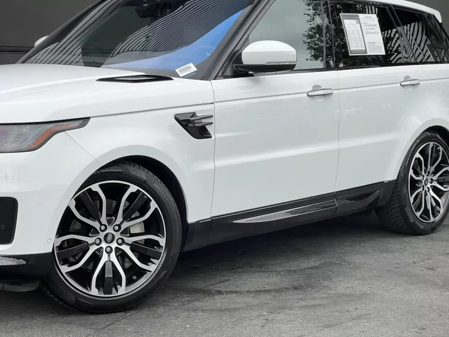 2021 Land Rover Range Rover Sport HSE Silver Edition photo 1