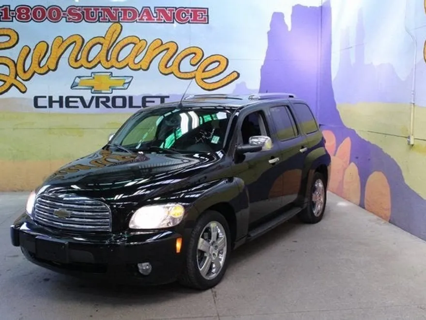 2010 Chevrolet HHR 2LT photo 1