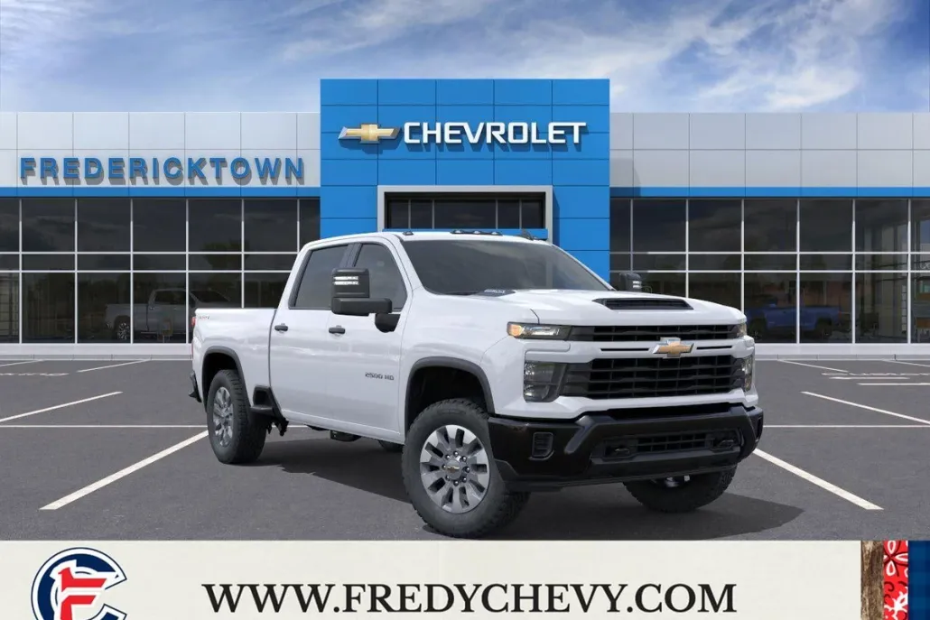 2025 Chevrolet Silverado 2500HD Custom photo 1