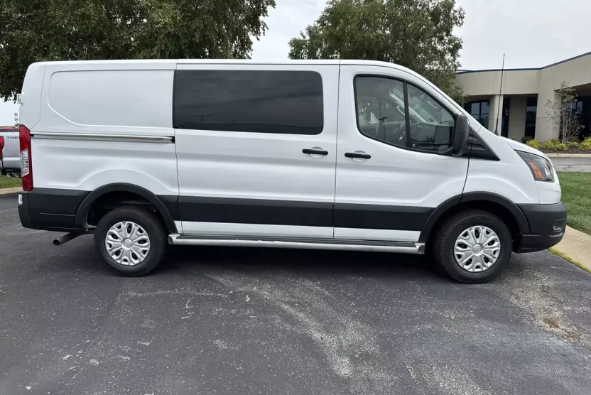2023 Ford Transit Cargo Van photo 1