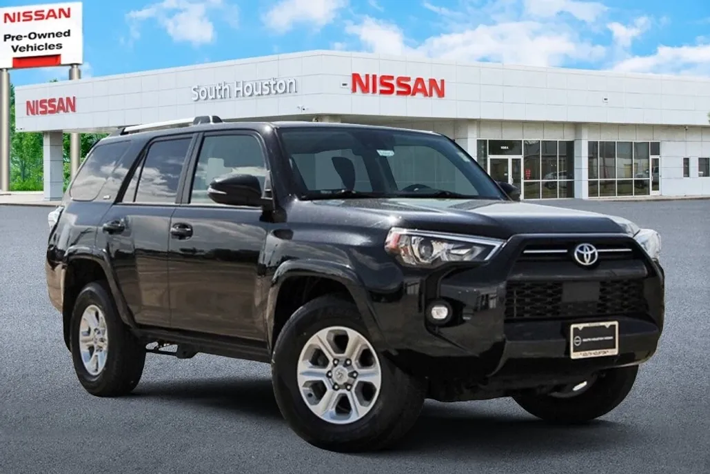 2023 Toyota 4Runner SR5 Premium photo 1