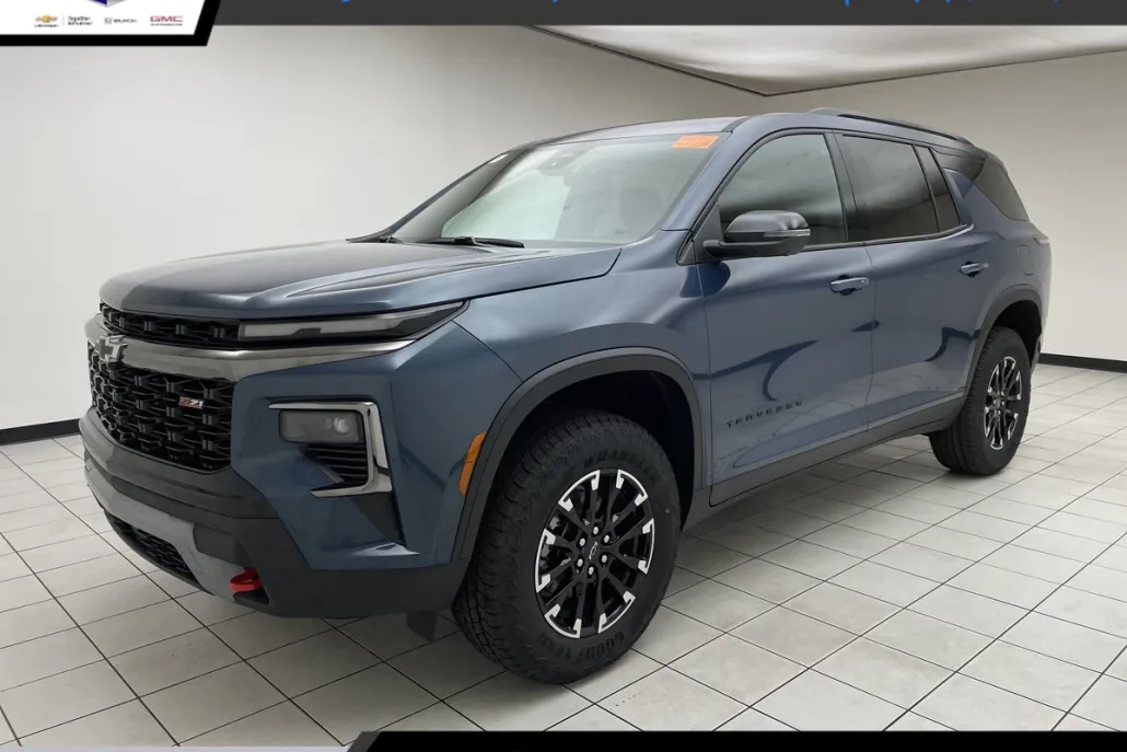 2026 Chevrolet Traverse Z71 photo 1