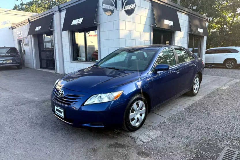 2008 Toyota Camry photo 1