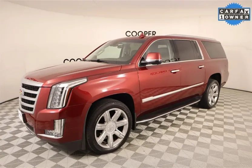 2020 Cadillac Escalade ESV Luxury photo 1