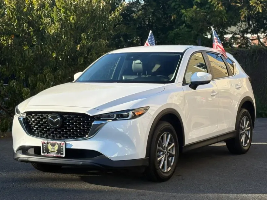 2022 Mazda CX-5 2.5 Select photo 1