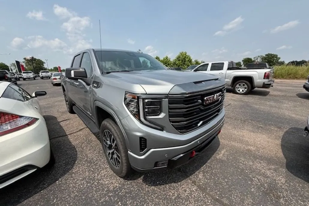 2023 Gmc Sierra 1500 AT4 photo 1