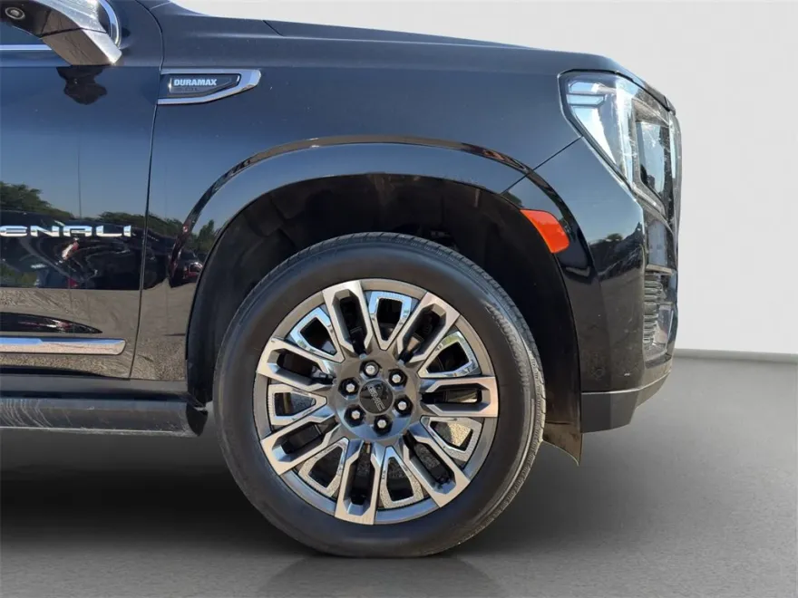 2024 Gmc Yukon Denali Ultimate photo 1