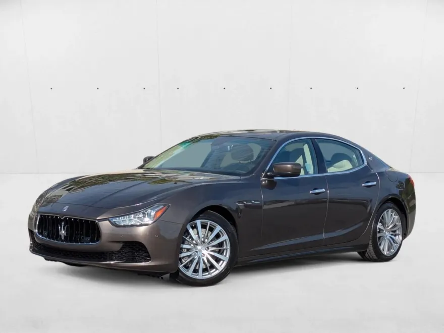 2015 Maserati Ghibli Base photo 1
