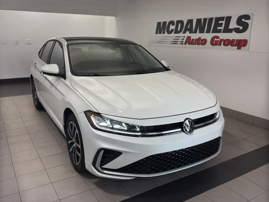 2025 Volkswagen Jetta 1.5T SE photo 1
