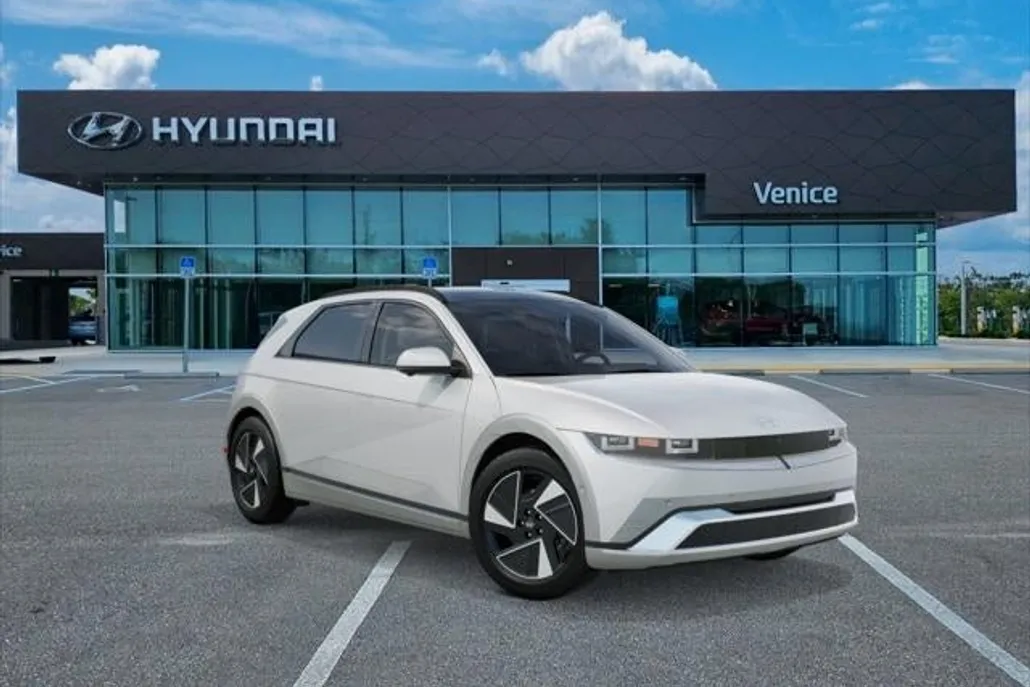 2025 Hyundai Ioniq 5 Limited photo 1