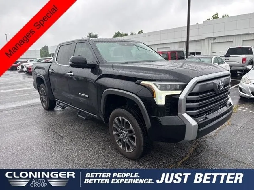 2022 Toyota Tundra Limited photo 1