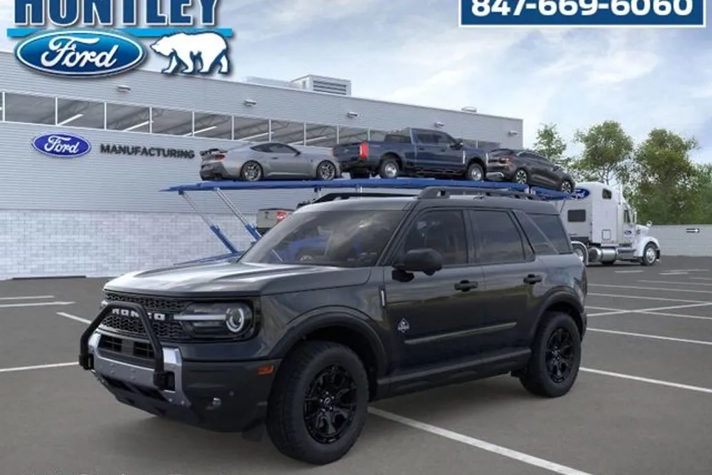 2025 Ford Bronco Sport Outer Banks photo 1