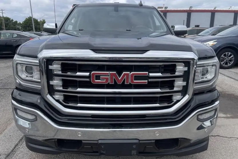 2018 Gmc Sierra 1500 SLT photo 1