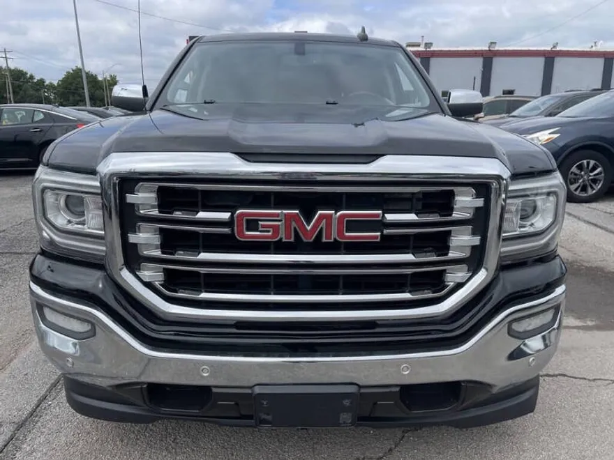 2018 Gmc Sierra 1500 SLT photo 1
