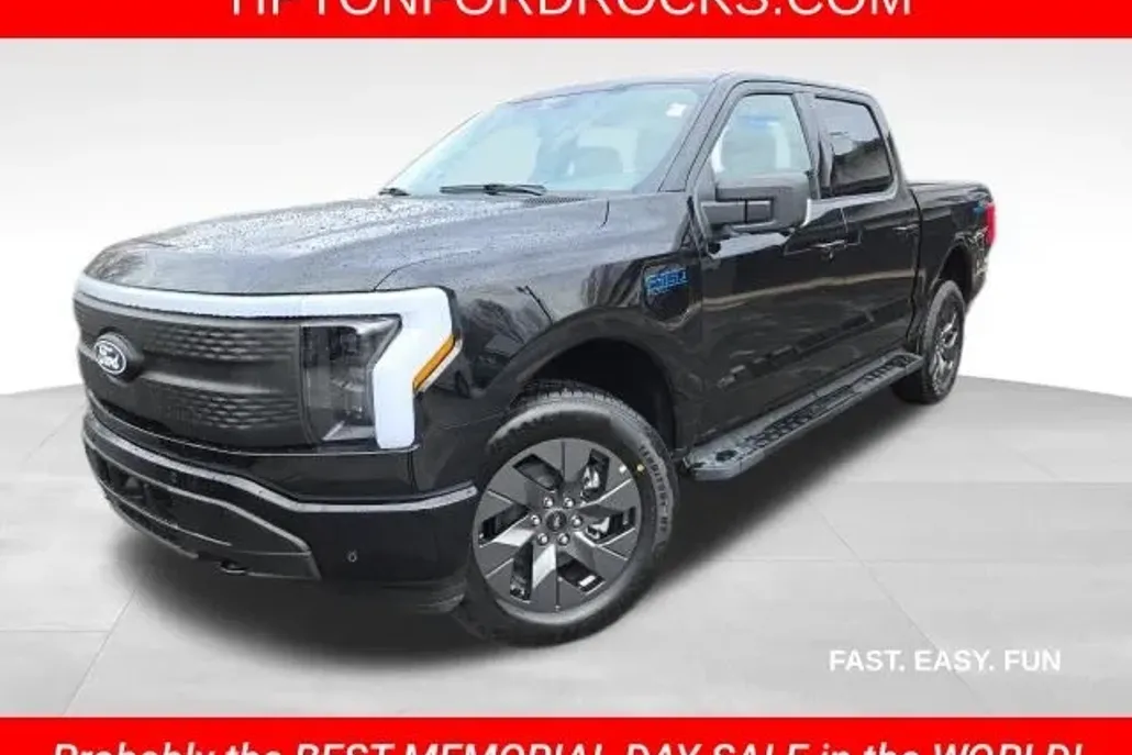 2025 Ford F-150 Lightning photo 1