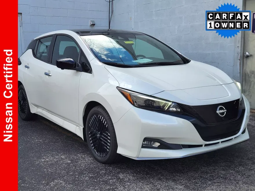 2024 Nissan Leaf SV Plus photo 1